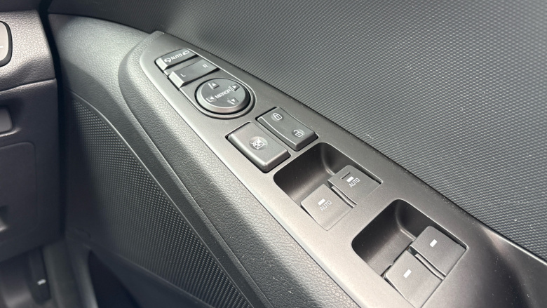 Hyundai IONIQ 1.6 GDi Hybrid 1st Edition 5dr DCT Hybrid Hatchback